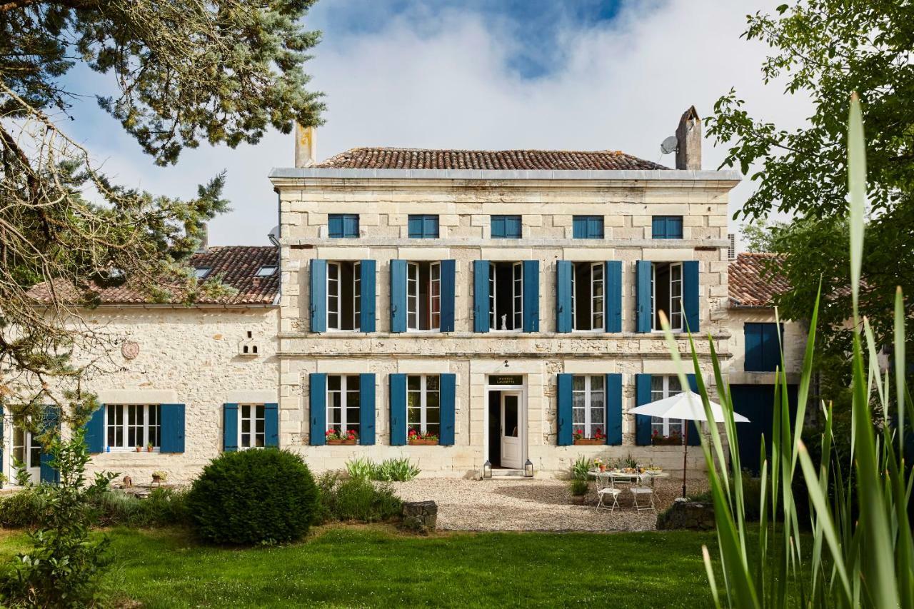 Manoir Laurette Bed & Breakfast Saint-Martin-Petit Exterior photo