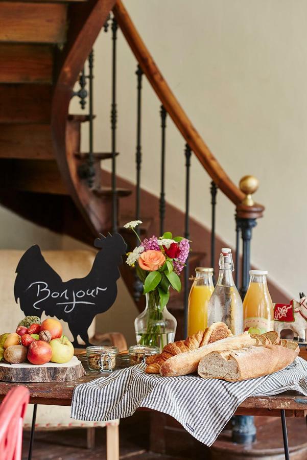 Manoir Laurette Bed & Breakfast Saint-Martin-Petit Exterior photo