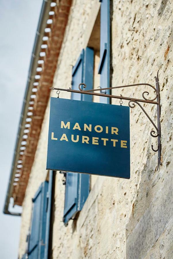 Manoir Laurette Bed & Breakfast Saint-Martin-Petit Exterior photo